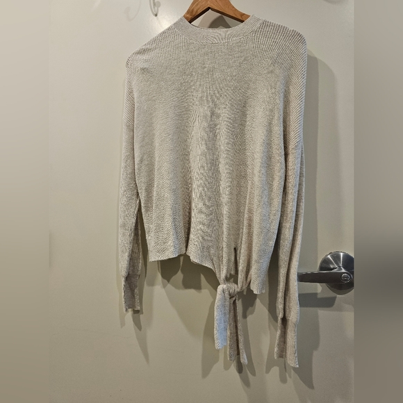 EUC ABOUND MEDIUM TAN/OATMEAL SOLID TIE FRONT SWEATER. - Picture 3 of 6